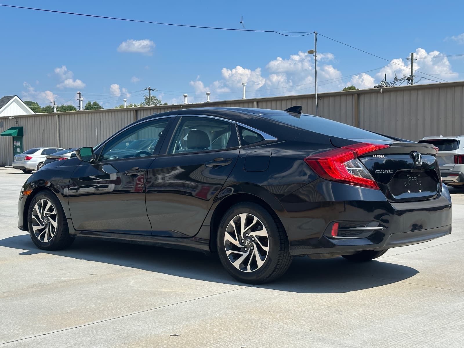 2017 Honda Civic EX-T - Photo 4