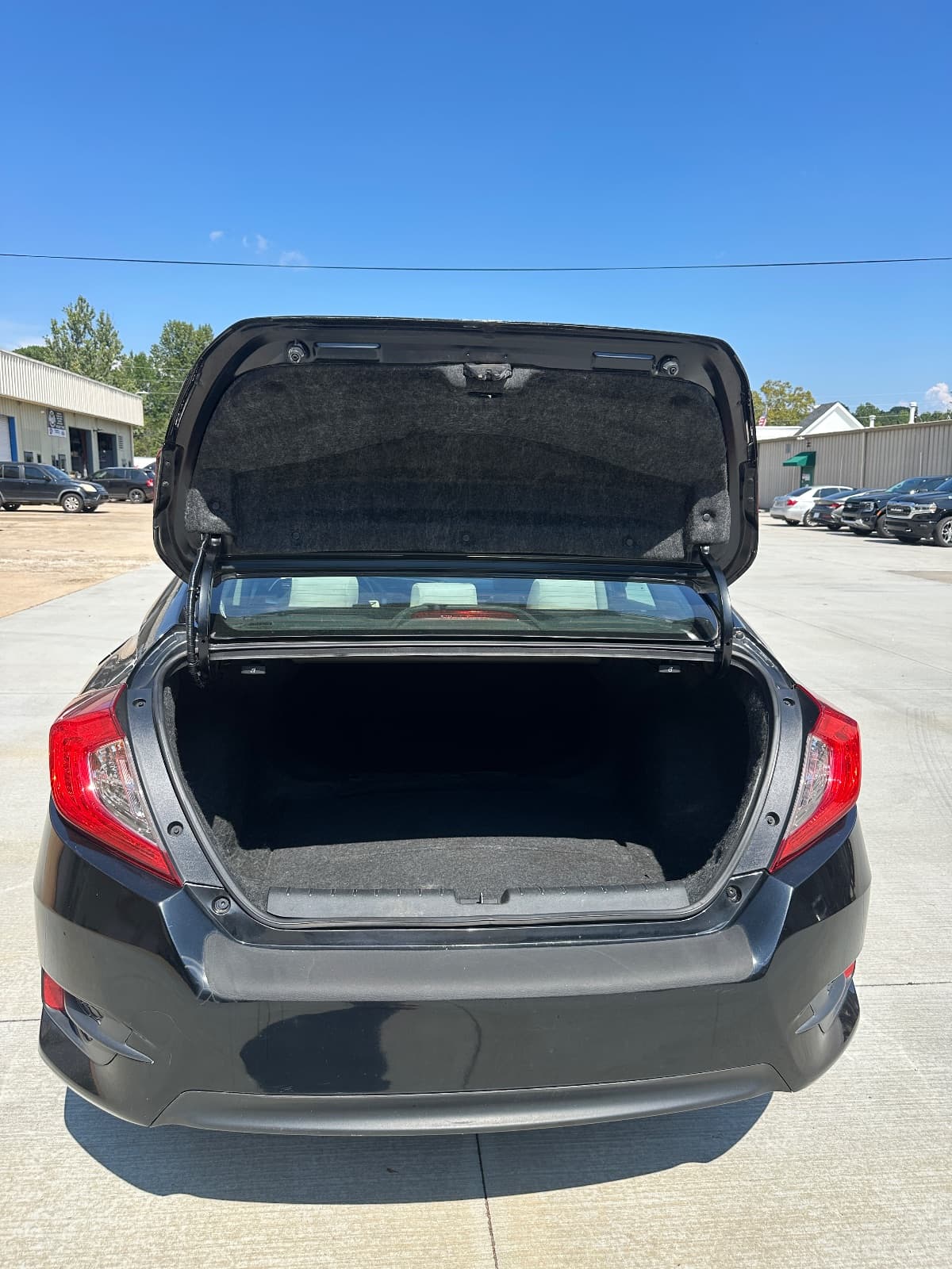 2017 Honda Civic EX-T - Photo 15