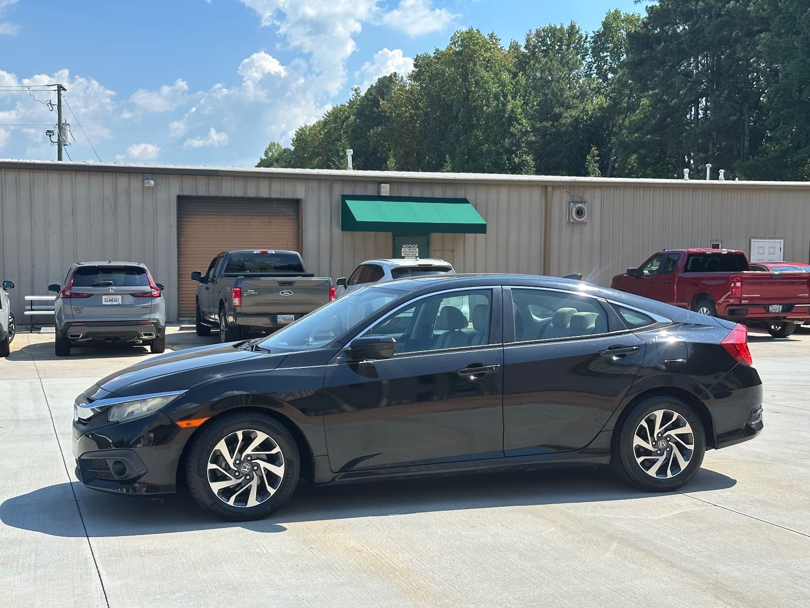 2017 Honda Civic EX-T - Photo 2