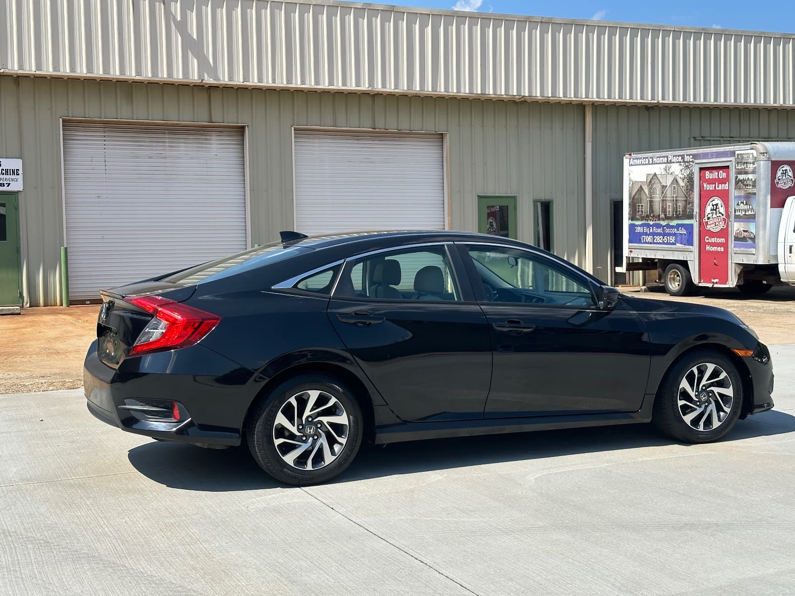 2017 Honda Civic EX-T - Photo 7