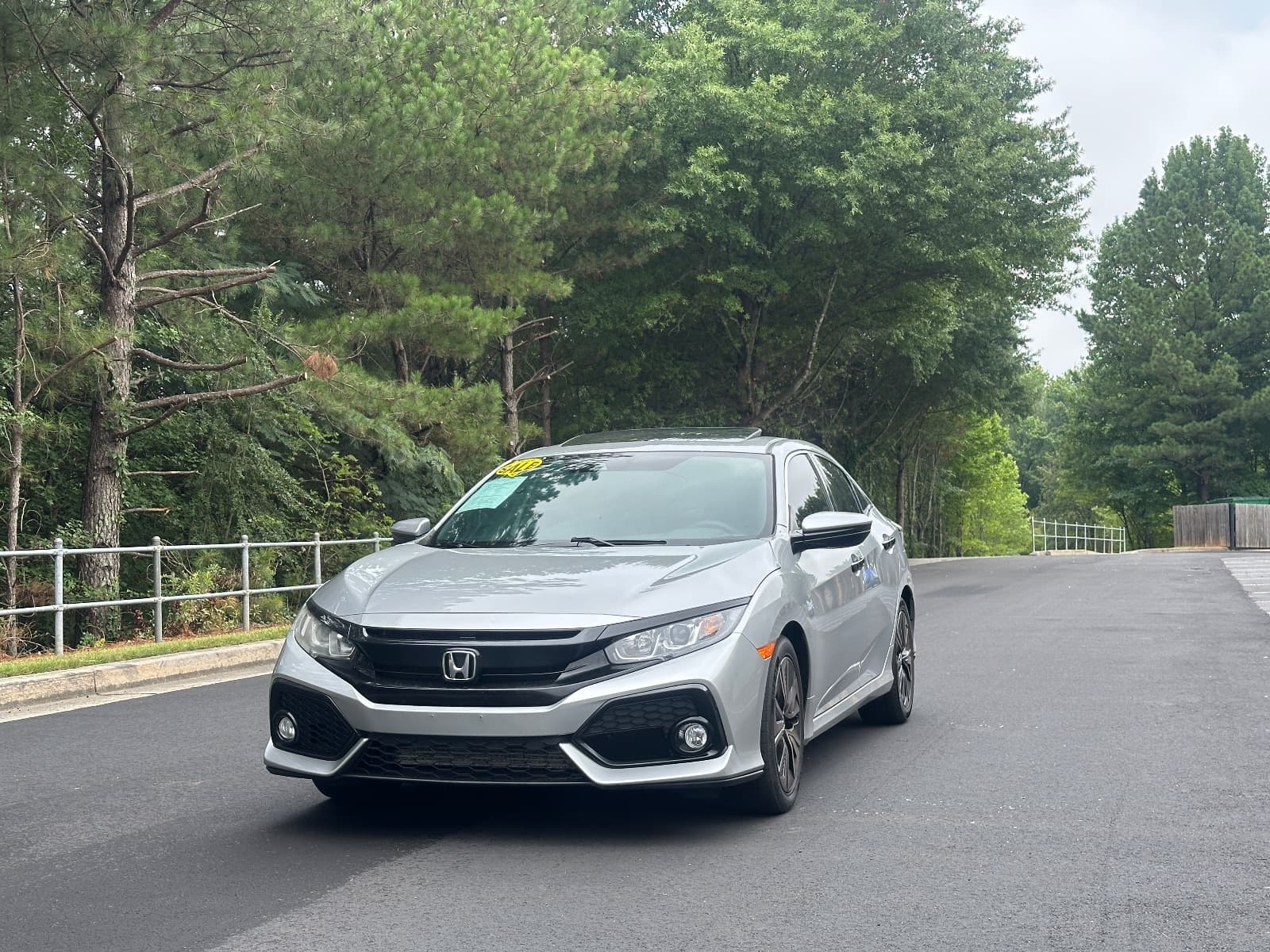 2019 Honda Civic Hatchback EX - Photo 15