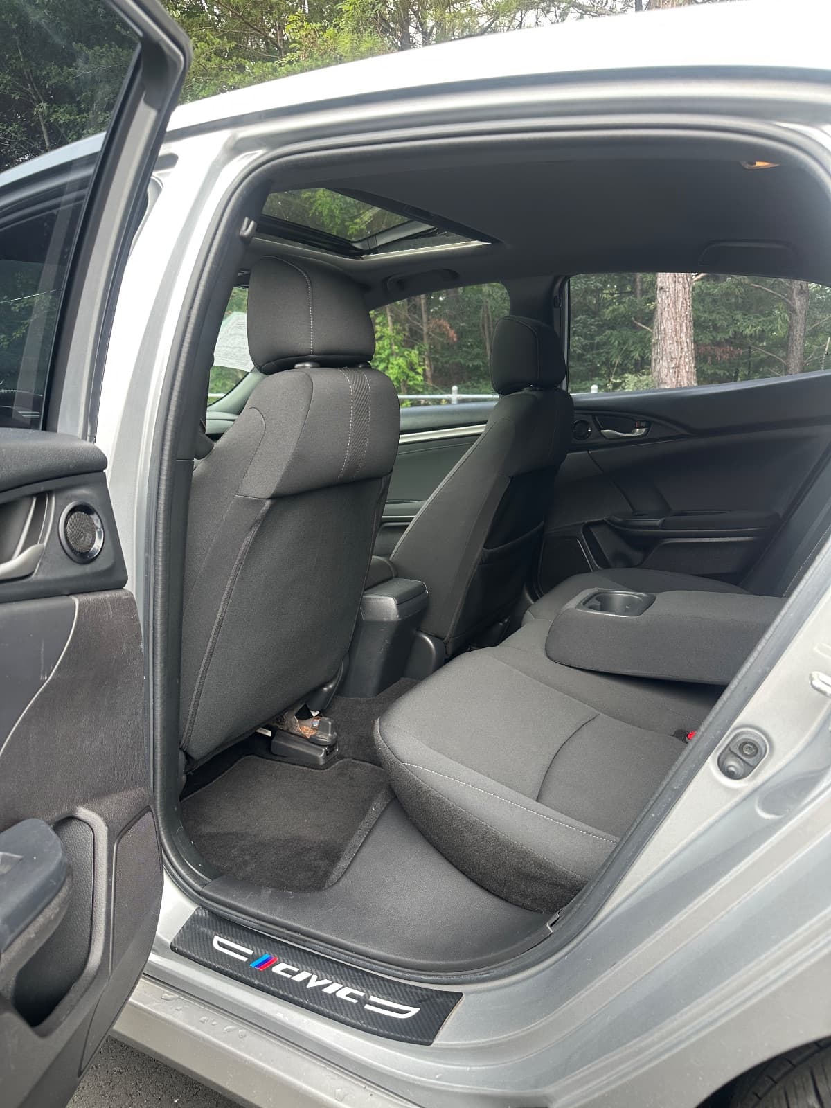 2019 Honda Civic Hatchback EX - Photo 21