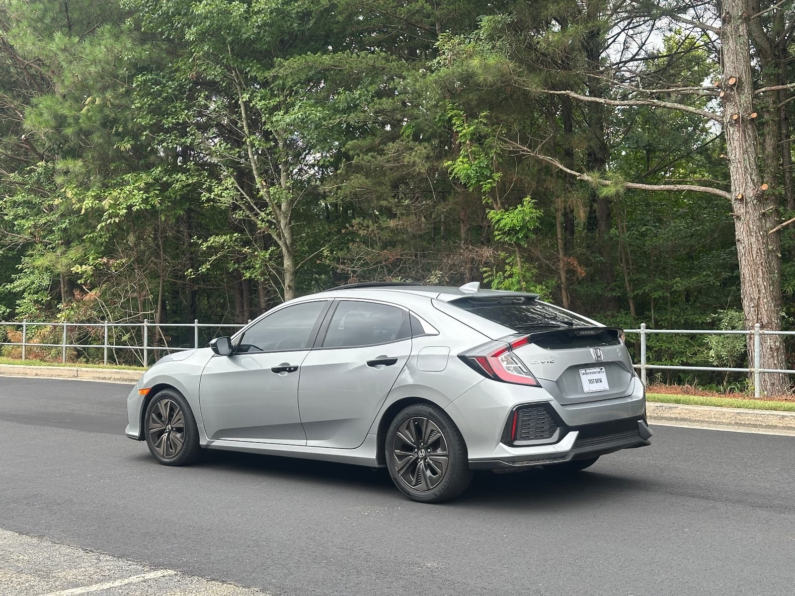 2019 Honda Civic Hatchback EX - Photo 5