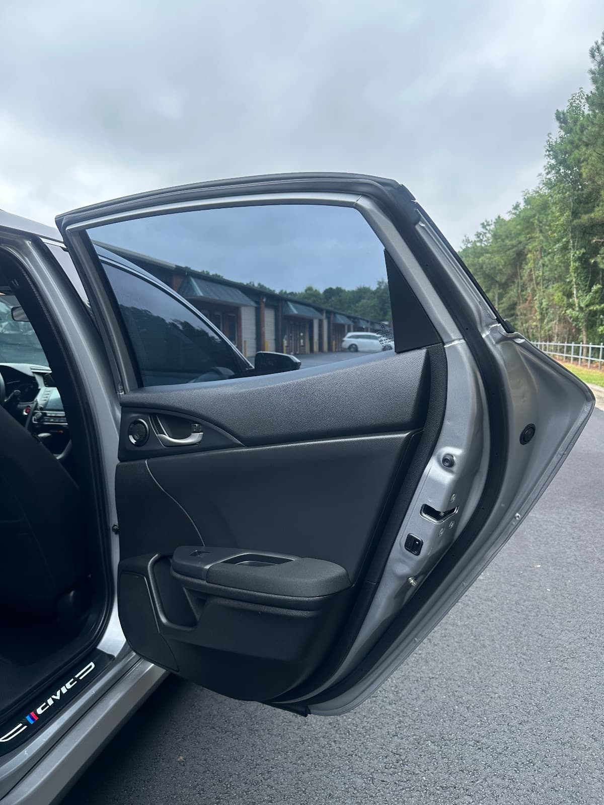2019 Honda Civic Hatchback EX - Photo 25